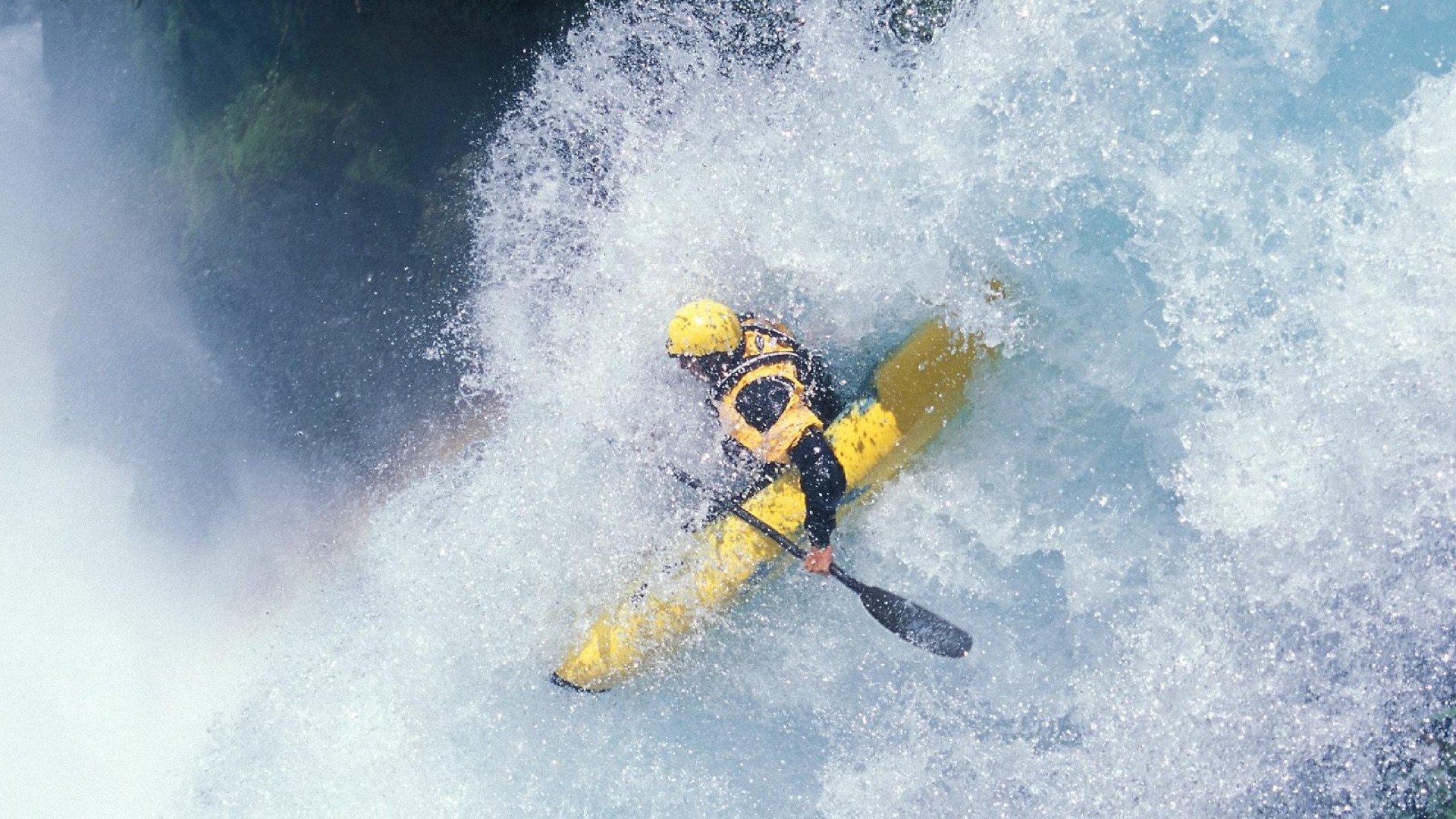 网球公开赛吸引众多顶级选手参赛